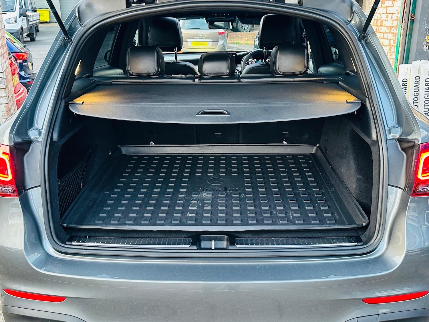 Used Mercedes-Benz GLC 2020 for sale - 76964371: Photo 40