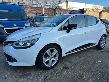 Used Renault Clio 2014 for sale - 76742379: Photo