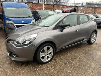 Used Renault Clio 2015 for sale - 77267318: Photo