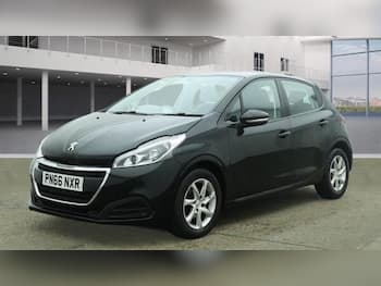 Used Peugeot 208 2016 for sale - 79426618: Photo