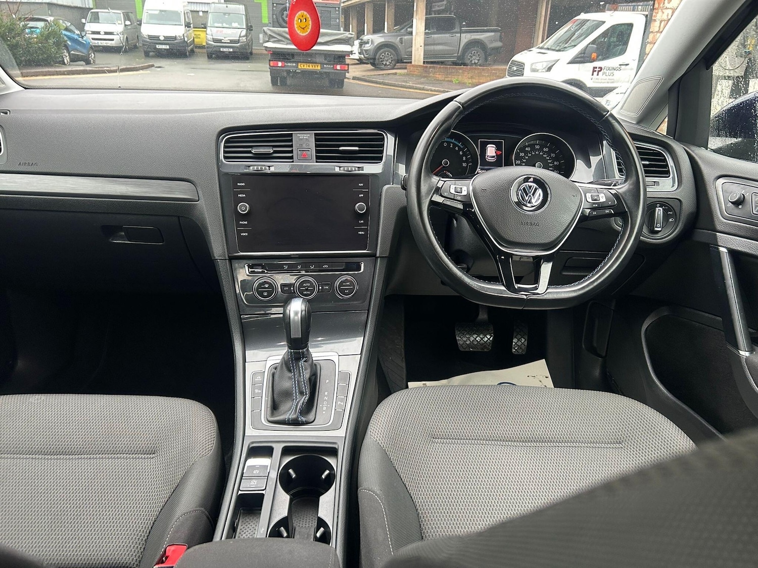 Used Volkswagen Golf 2020 for sale - 77425454: Photo 11