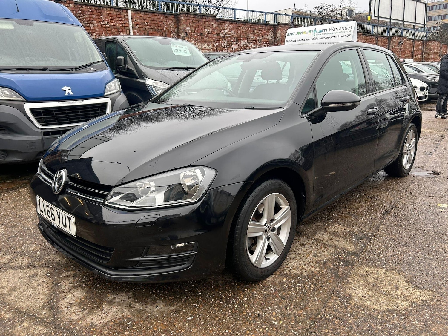 Used Volkswagen Golf 2016 for sale - 77387367: Photo 3