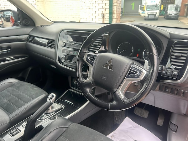 Used Mitsubishi Outlander 2016 for sale - 75670704: Photo 10