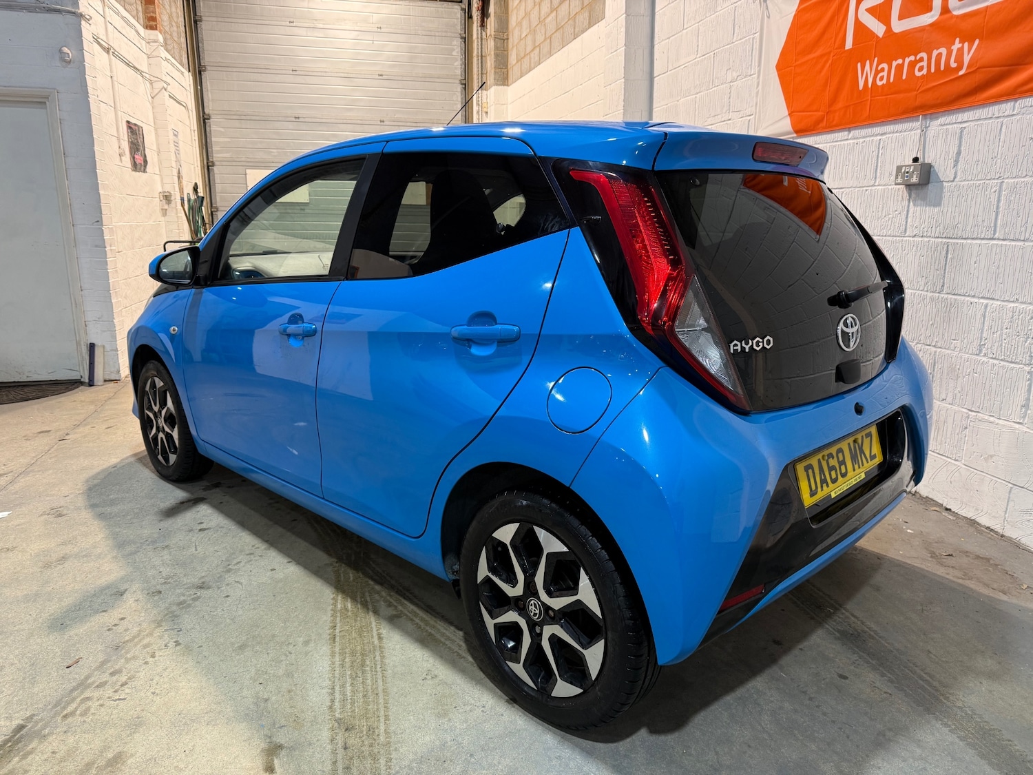 Used Toyota AYGO 2018 for sale - 77446690: Photo 3