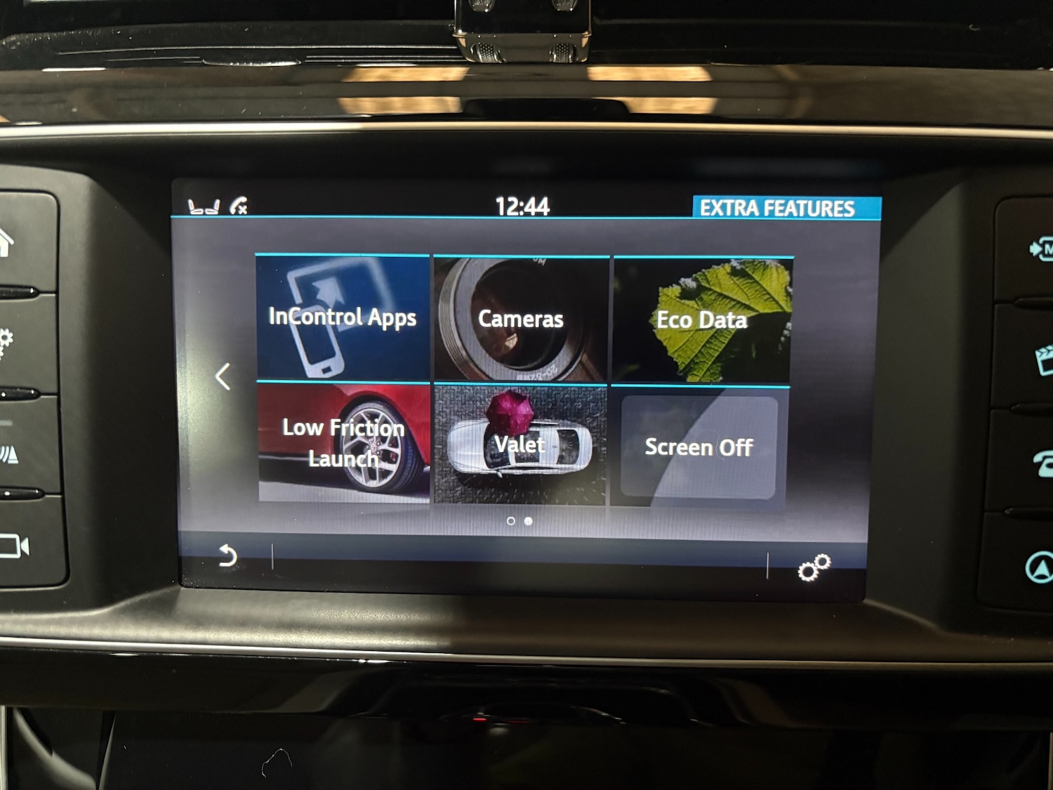 Used Jaguar XE 2017 for sale - 76089783: Photo 16