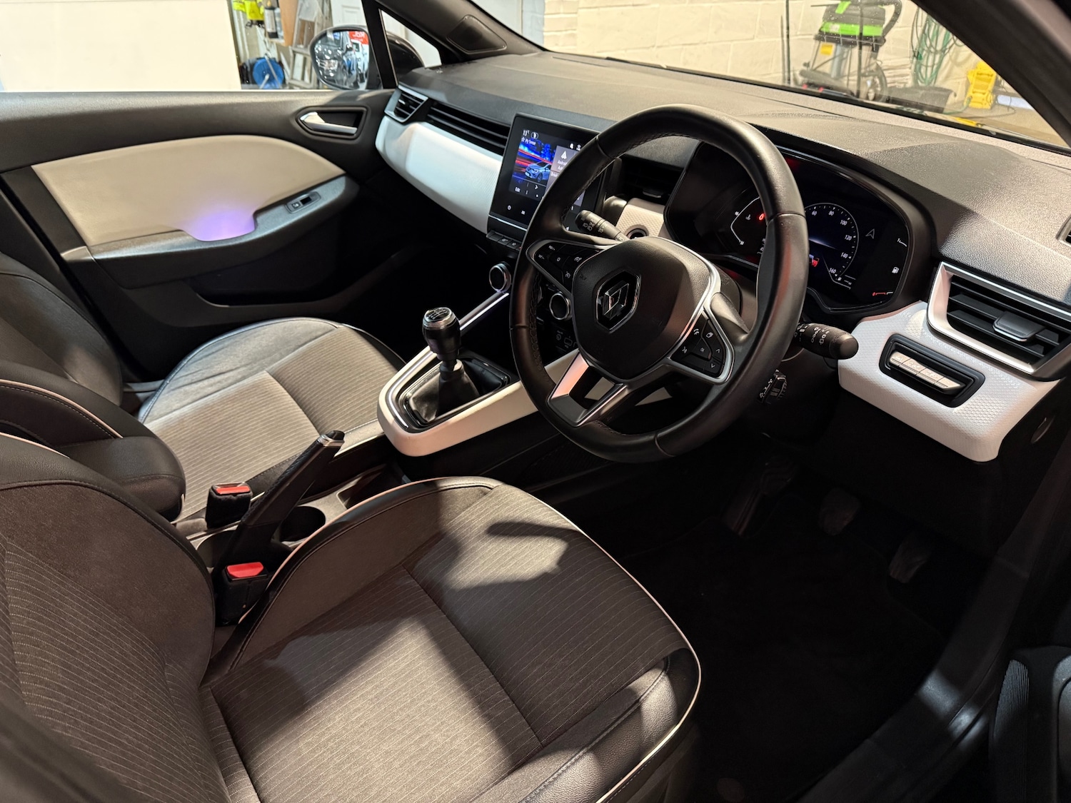 Used Renault Clio 2022 for sale - 77198100: Photo 8