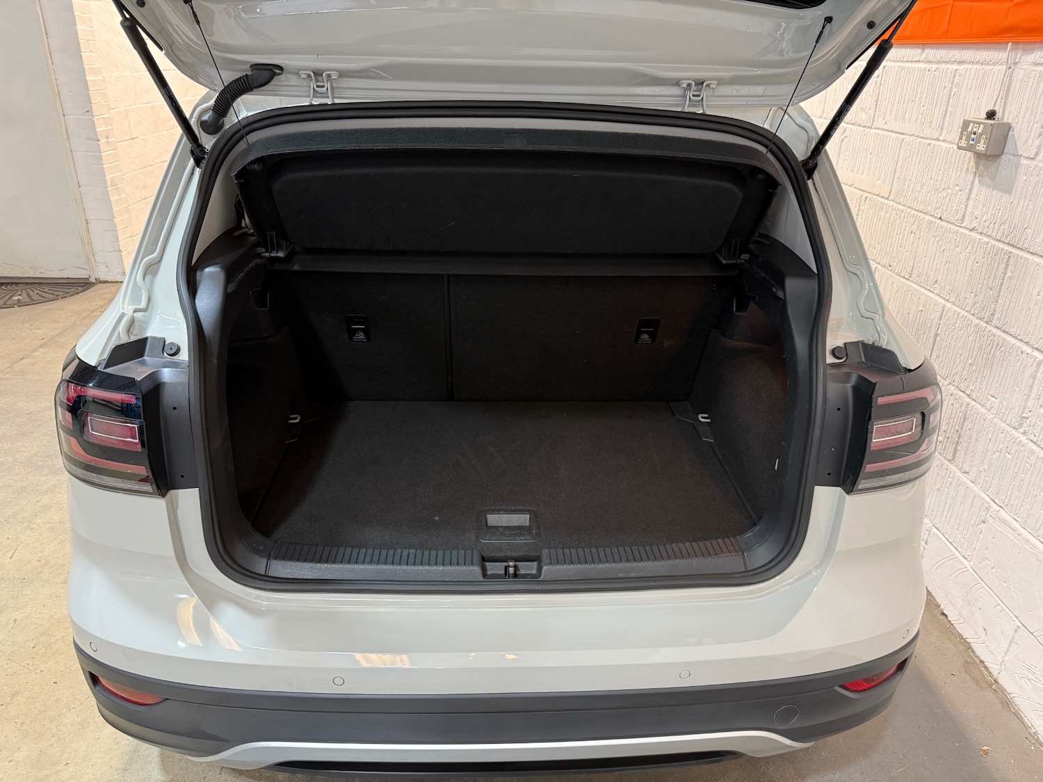 Used Volkswagen T-Cross 2021 for sale - 76008407: Photo 8