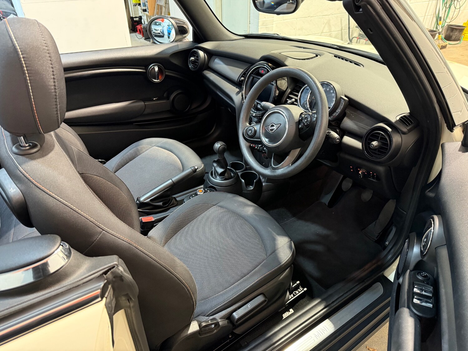 Used MINI Convertible 2020 for sale - 76719979: Photo 14