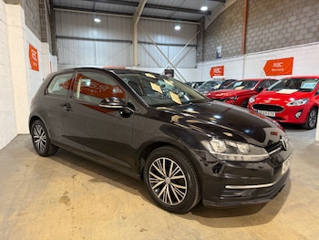 Used Volkswagen Golf 2017 for sale - 79205519: Photo