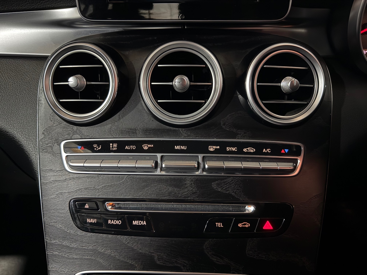 Used Mercedes-Benz GLC 2016 for sale - 77445764: Photo 17