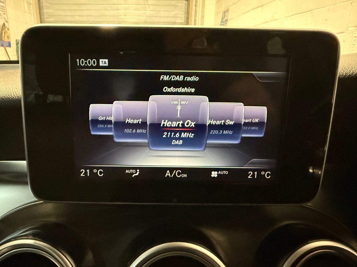 Used Mercedes-Benz GLC 2016 for sale - 77445764: Photo 18