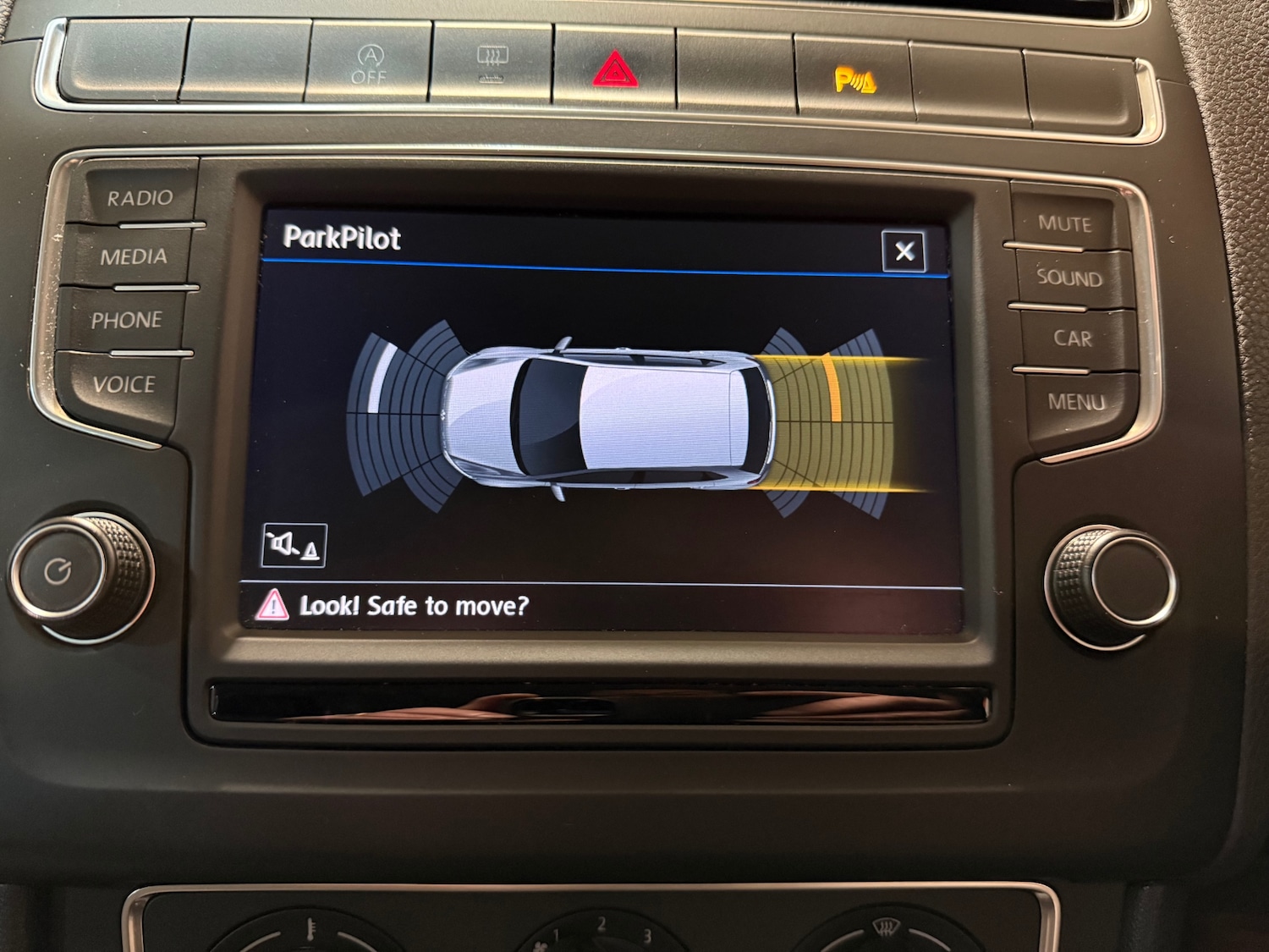 Used Volkswagen Polo 2017 for sale - 77759750: Photo 14