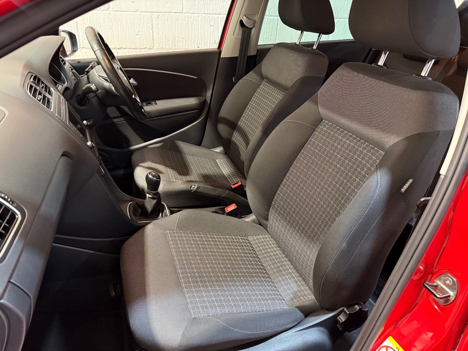 Used Volkswagen Polo 2017 for sale - 77759750: Photo 9