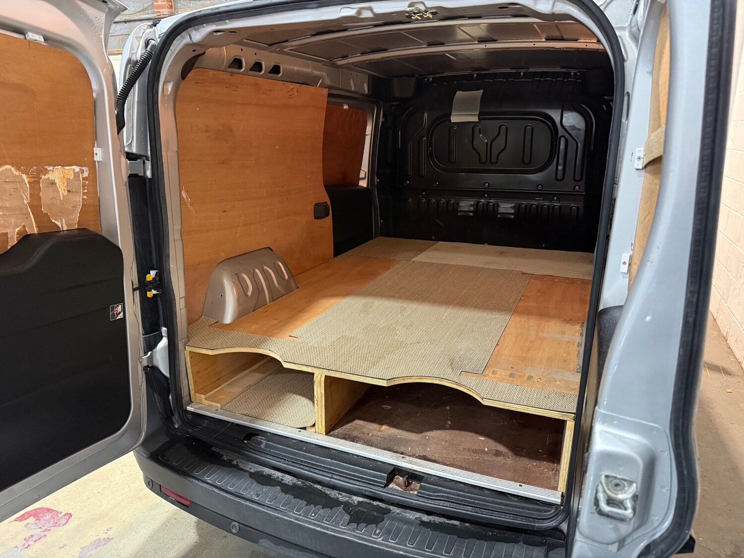 Used Vauxhall Combo 2015 for sale - 77297987: Photo 8