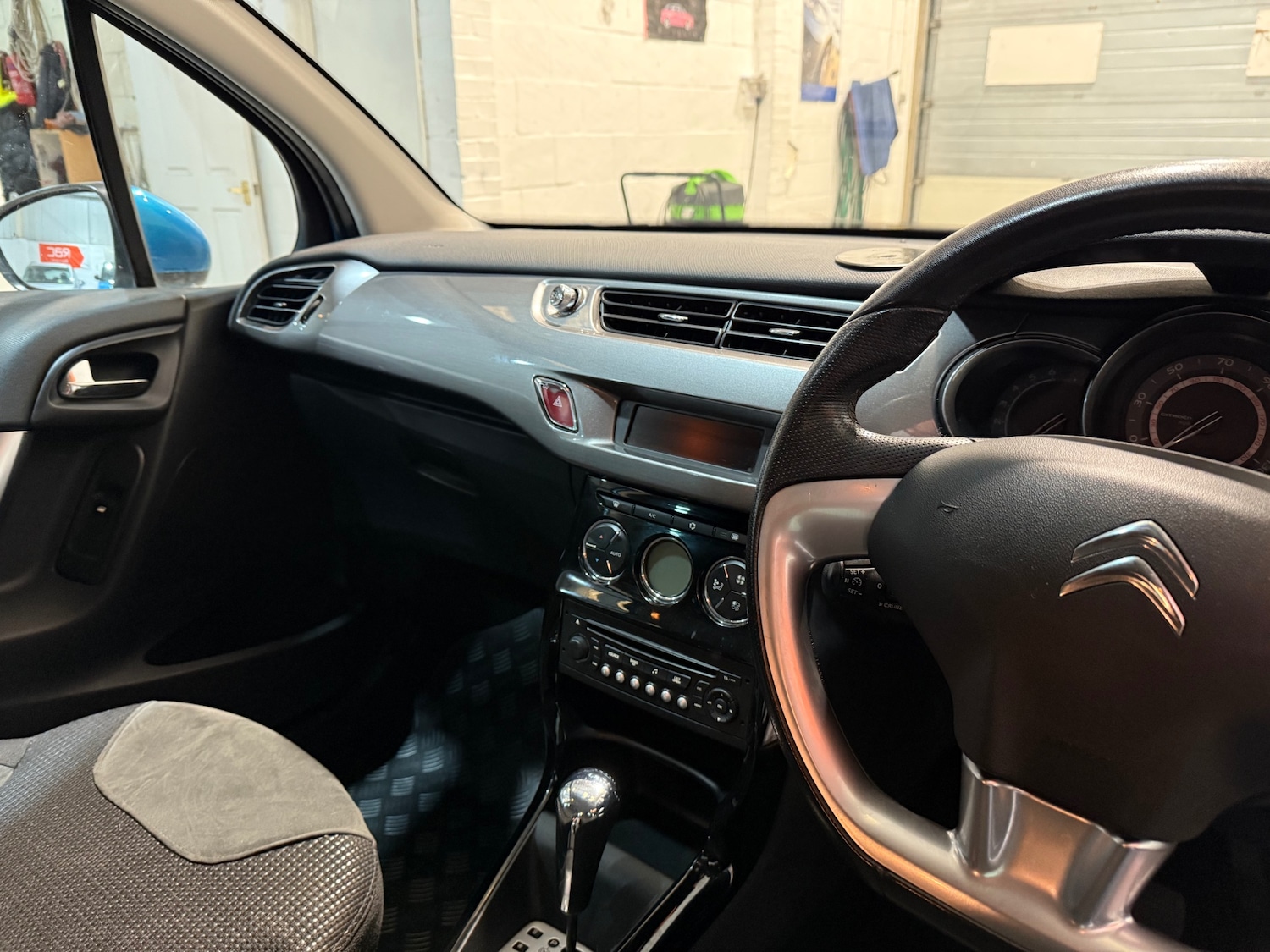 Used Citroen C3 2010 for sale - 76129386: Photo 12