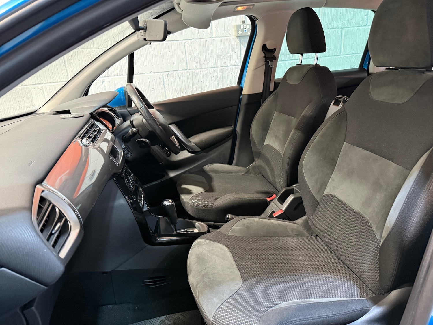 Used Citroen C3 2010 for sale - 76129386: Photo 13