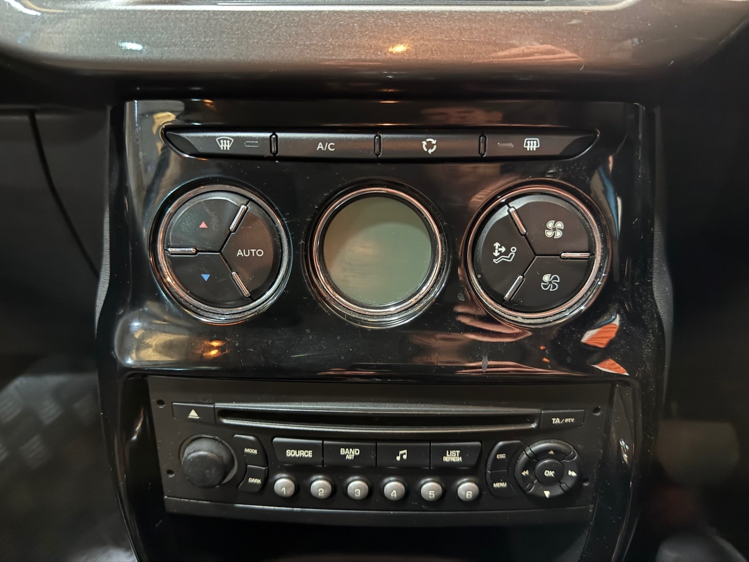 Used Citroen C3 2010 for sale - 76129386: Photo 15