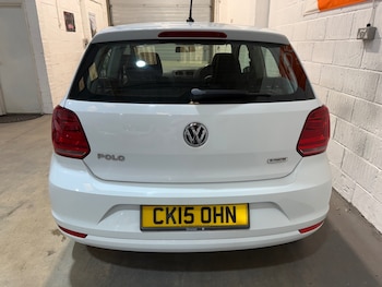 Used Volkswagen Polo 2015 for sale - 75526863: Photo