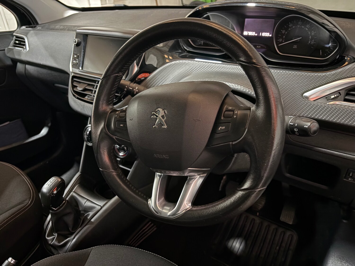 Used Peugeot 208 2018 for sale - 77086137: Photo 9