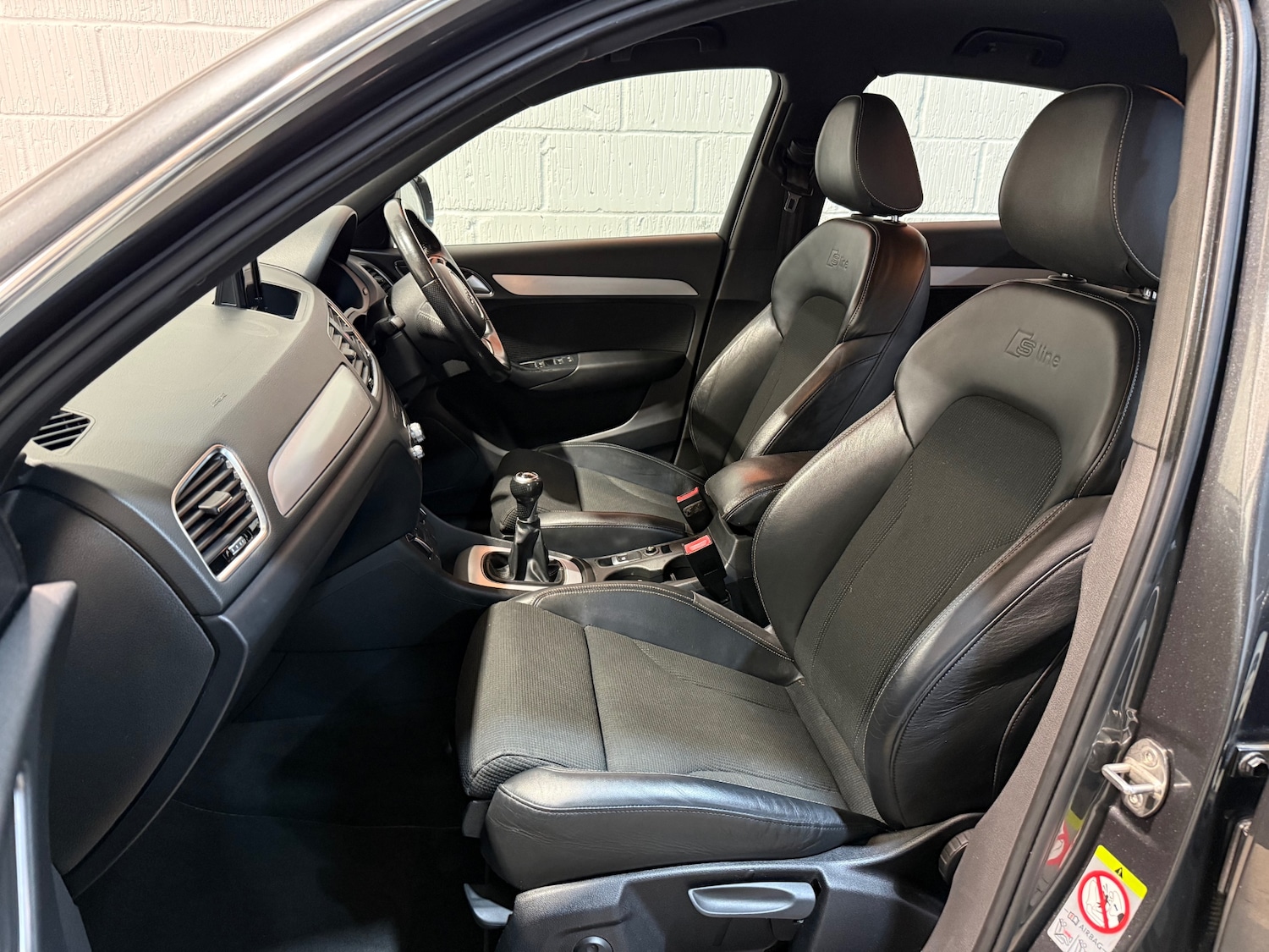 Used Audi Q3 2015 for sale - 77639637: Photo 10