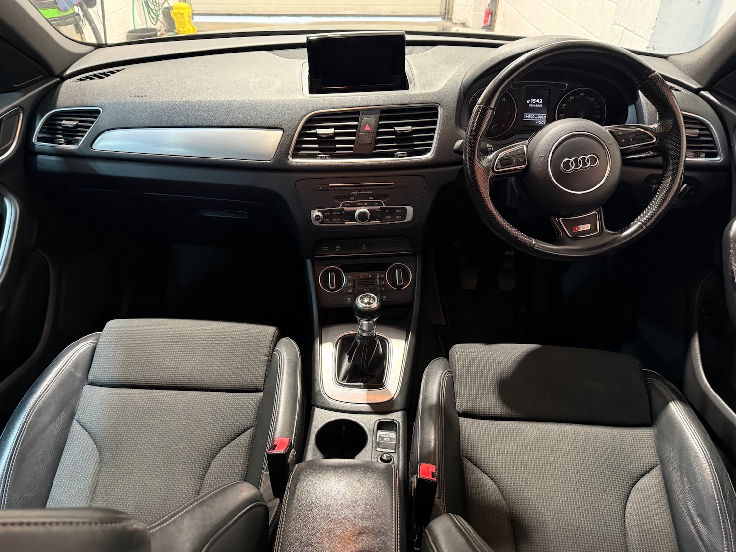 Used Audi Q3 2015 for sale - 77639637: Photo 9