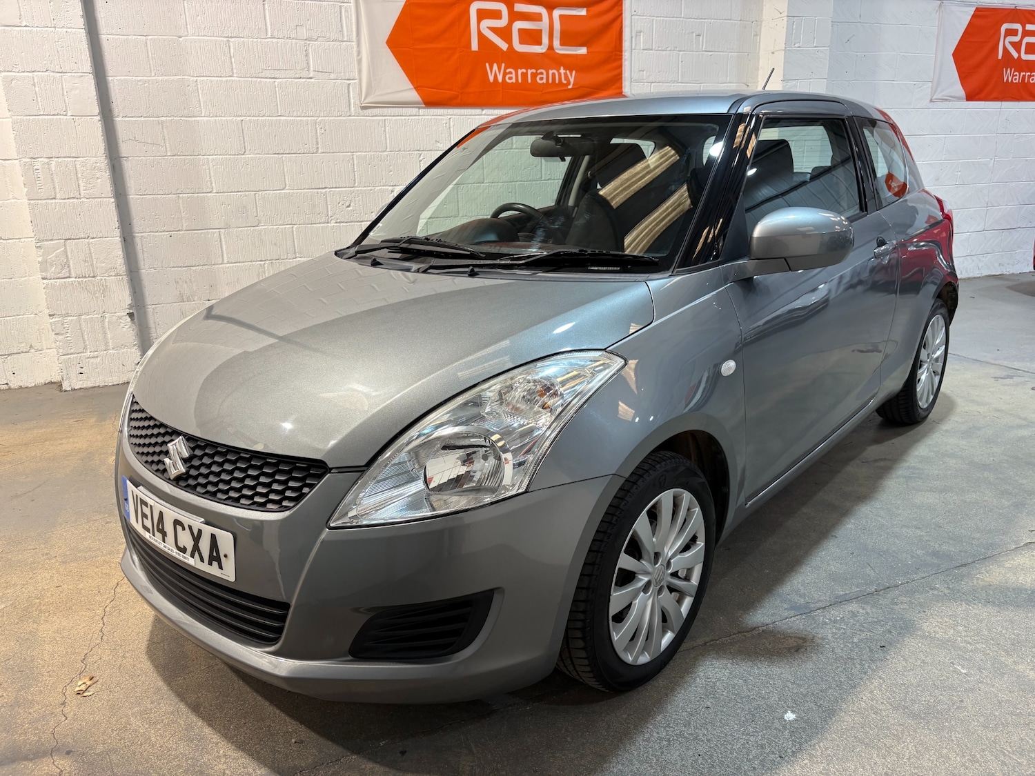 Used Suzuki Swift 2014 for sale - 76102215: Photo 1