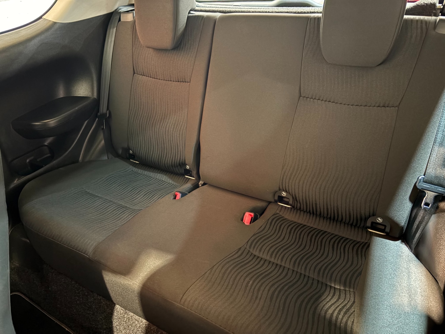 Used Suzuki Swift 2014 for sale - 76102215: Photo 12