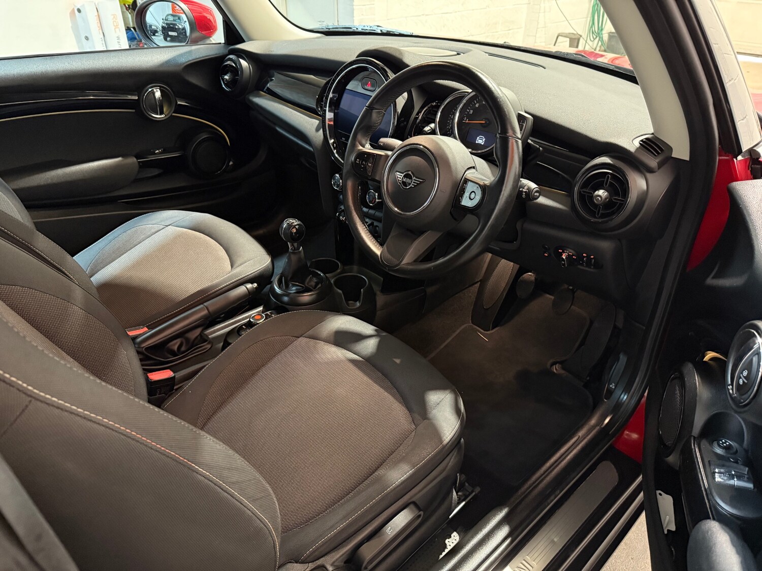 Used MINI Hatch 2021 for sale - 76026354: Photo 9