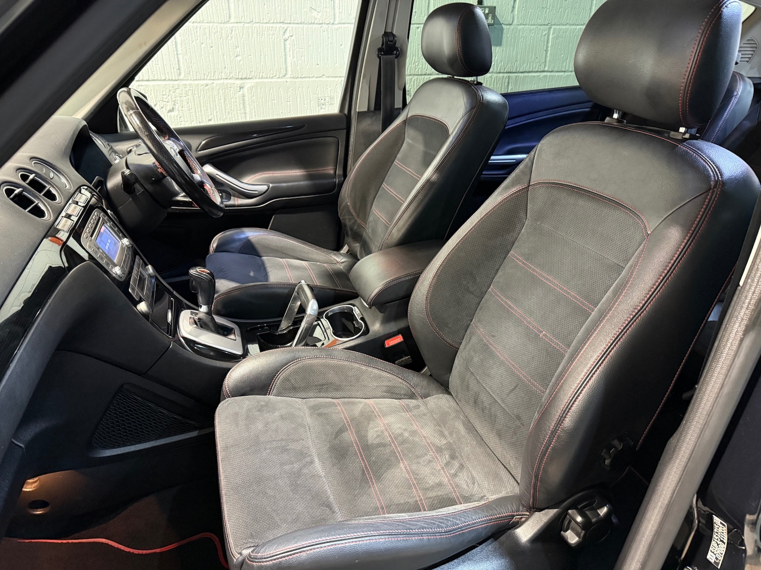 Used Ford S-Max 2010 for sale - 77324222: Photo 12