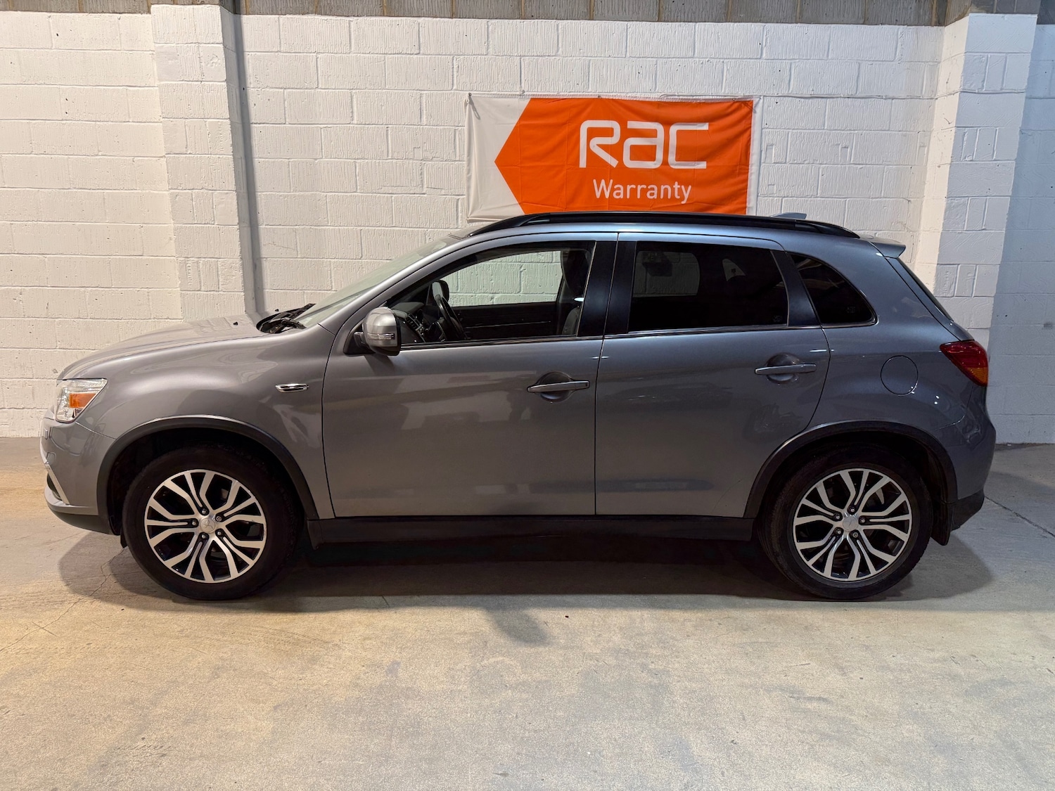Used Mitsubishi ASX 2017 for sale - 76450427: Photo 2
