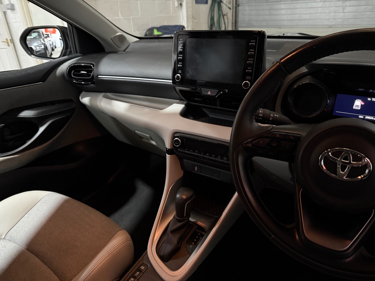 Used Toyota Yaris 2021 for sale - 77665393: Photo 13