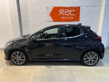 Used Toyota Yaris 2021 for sale - 77665393: Photo