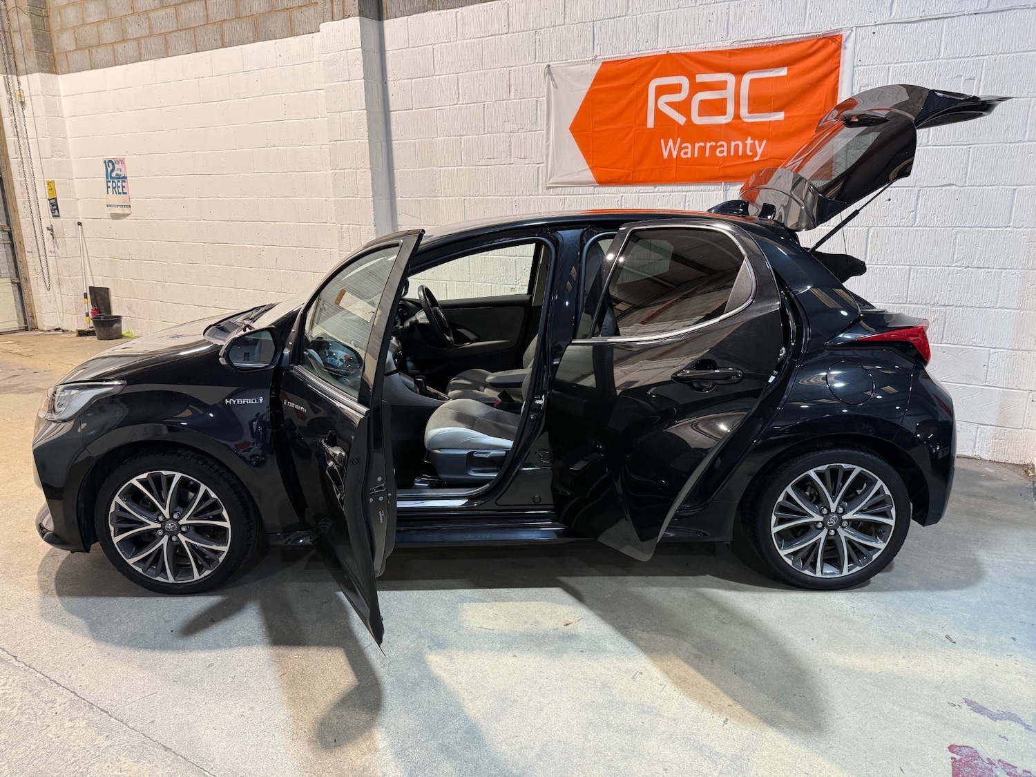 Used Toyota Yaris 2021 for sale - 77665393: Photo 7