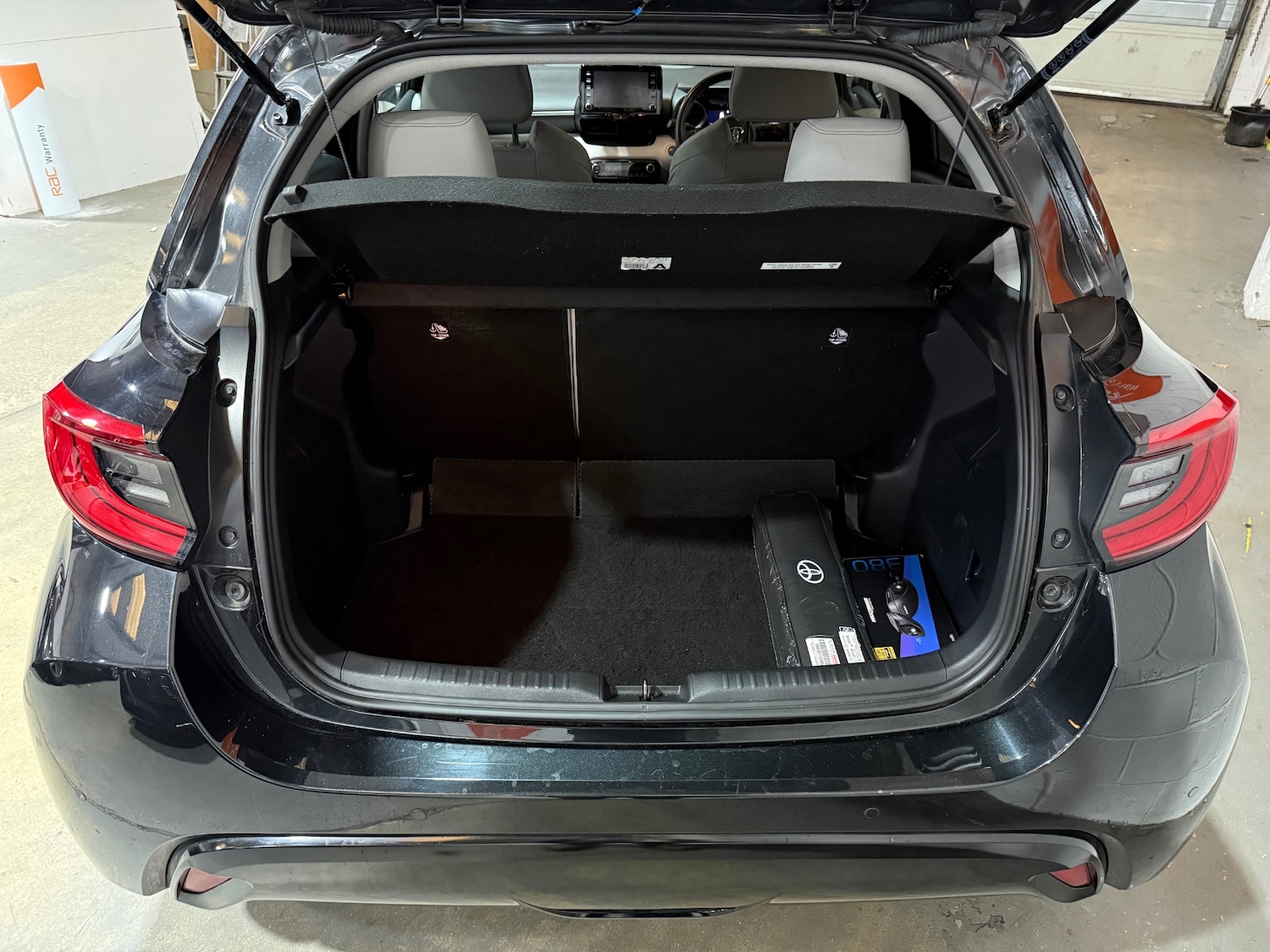 Used Toyota Yaris 2021 for sale - 77665393: Photo 8