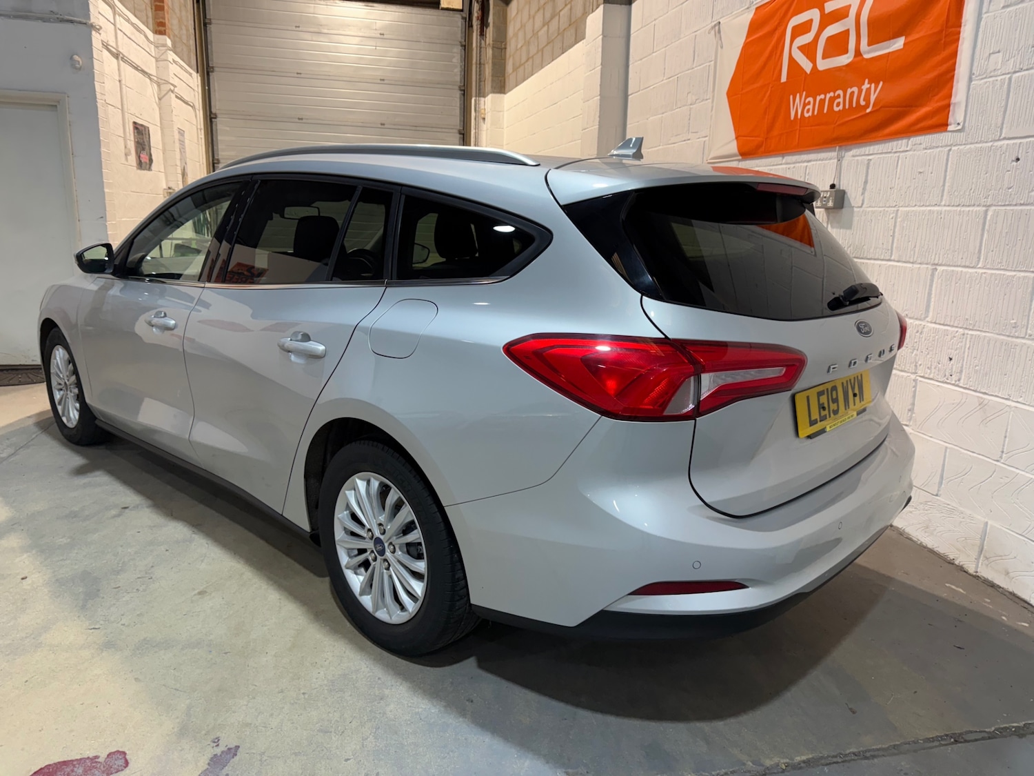 Used Ford Focus 2019 for sale - 76904954: Photo 3