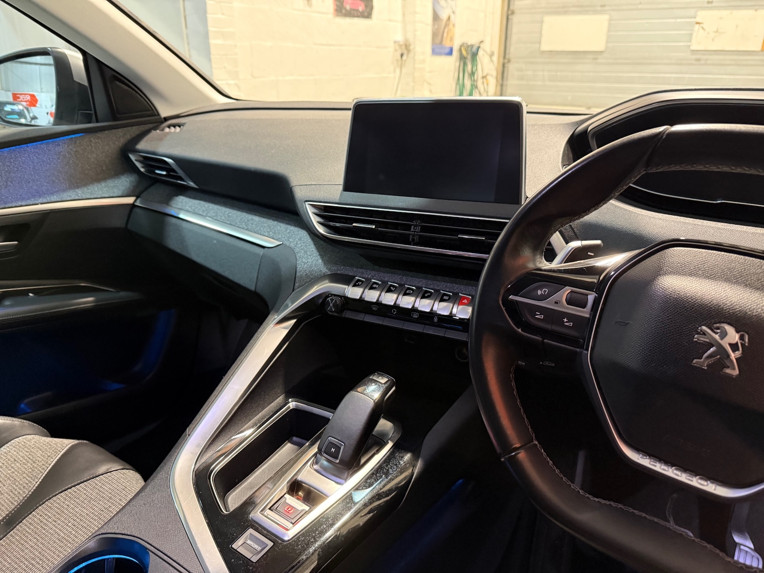 Used Peugeot 3008 2018 for sale - 77324214: Photo 11