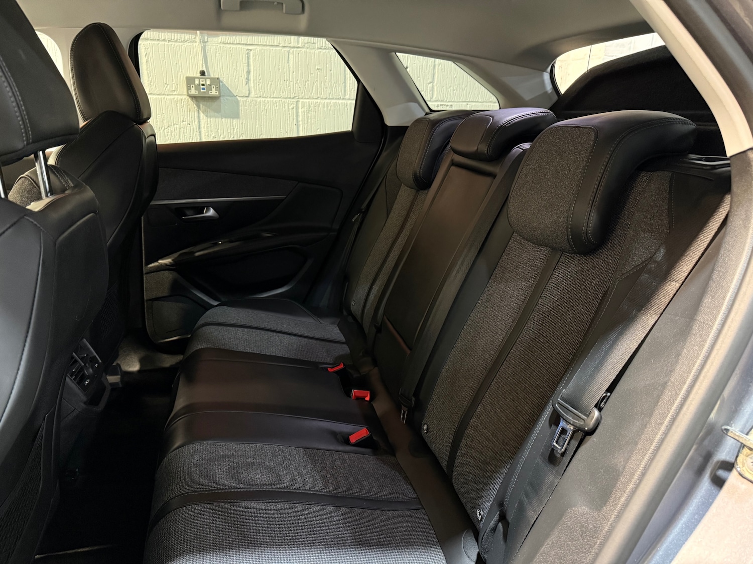 Used Peugeot 3008 2018 for sale - 77324214: Photo 12