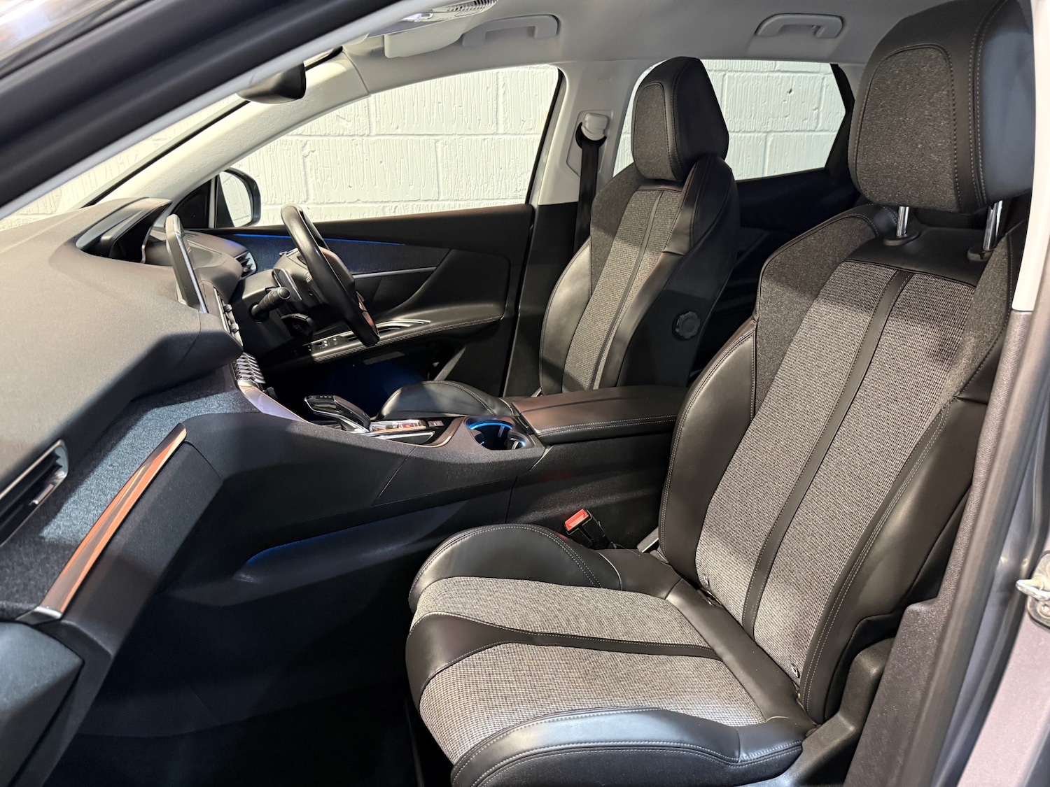 Used Peugeot 3008 2018 for sale - 77324214: Photo 13