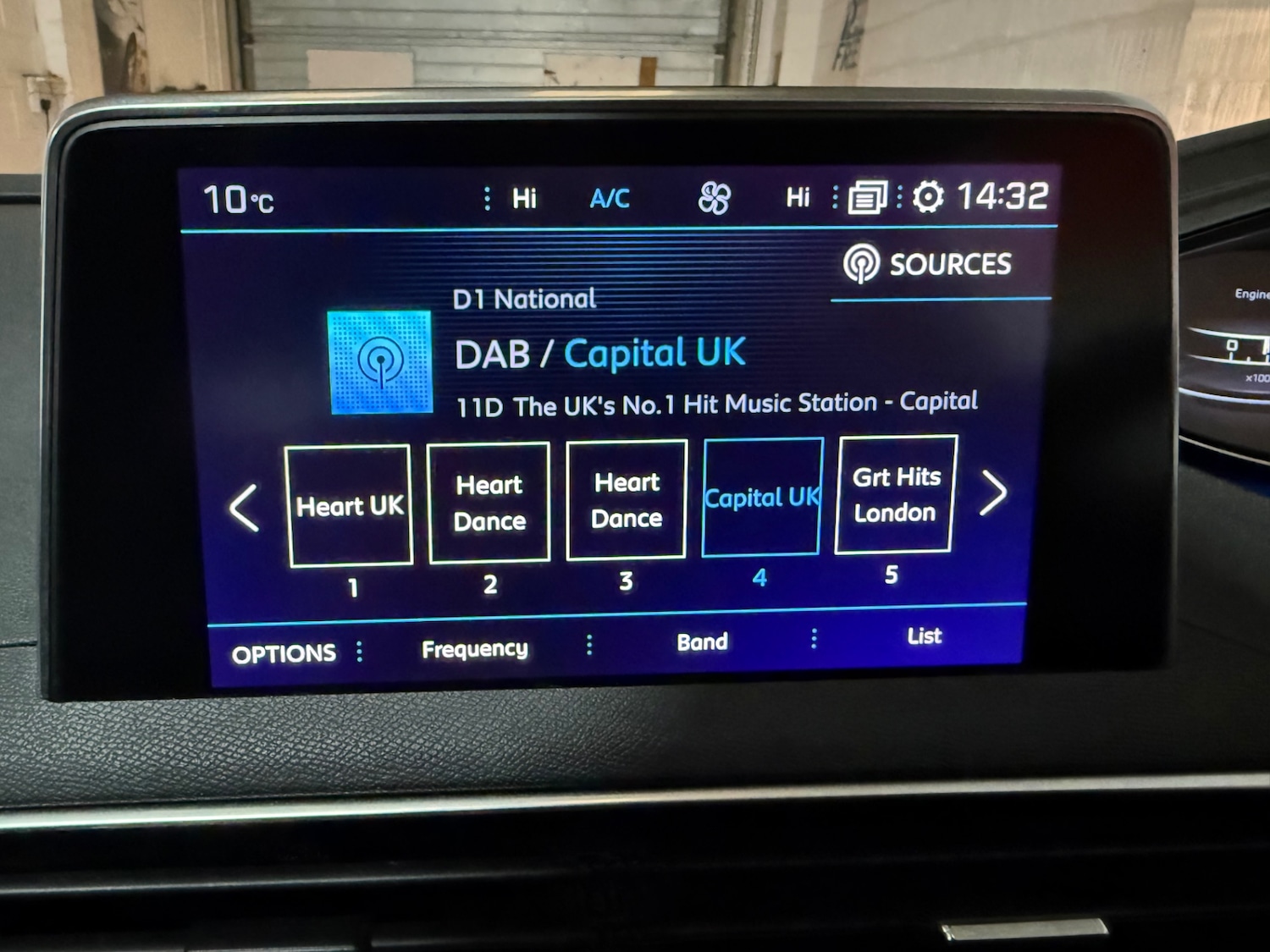 Used Peugeot 3008 2018 for sale - 77324214: Photo 17