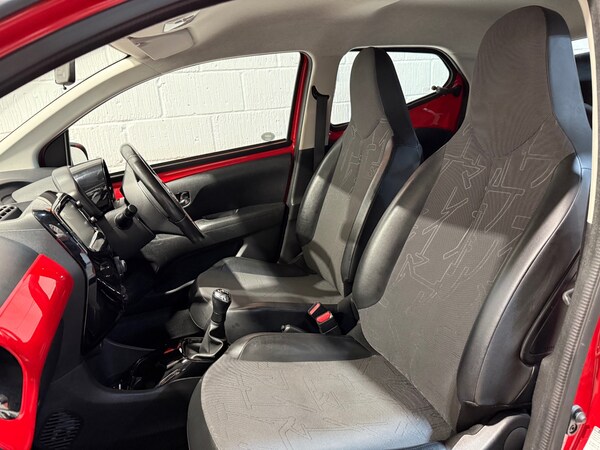 Used Toyota AYGO 2016 for sale - 76130308: Photo 13
