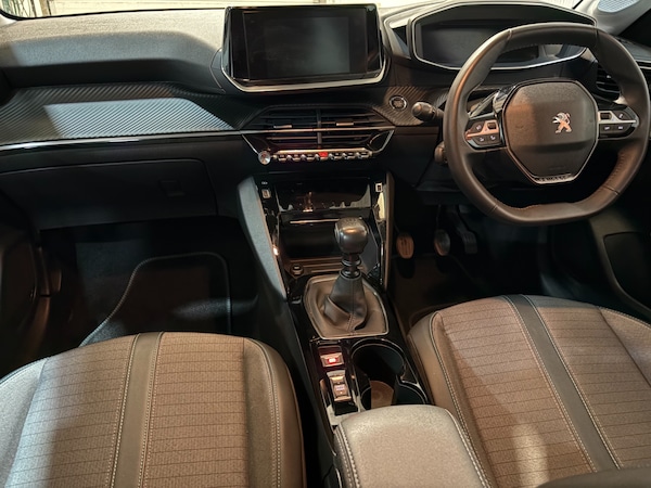 Used Peugeot 208 2022 for sale - 75170141: Photo 9