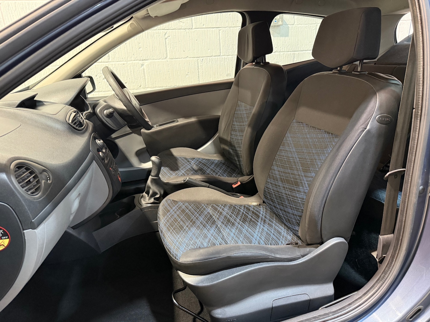 Used Renault Clio 2007 for sale - 76532156: Photo 11