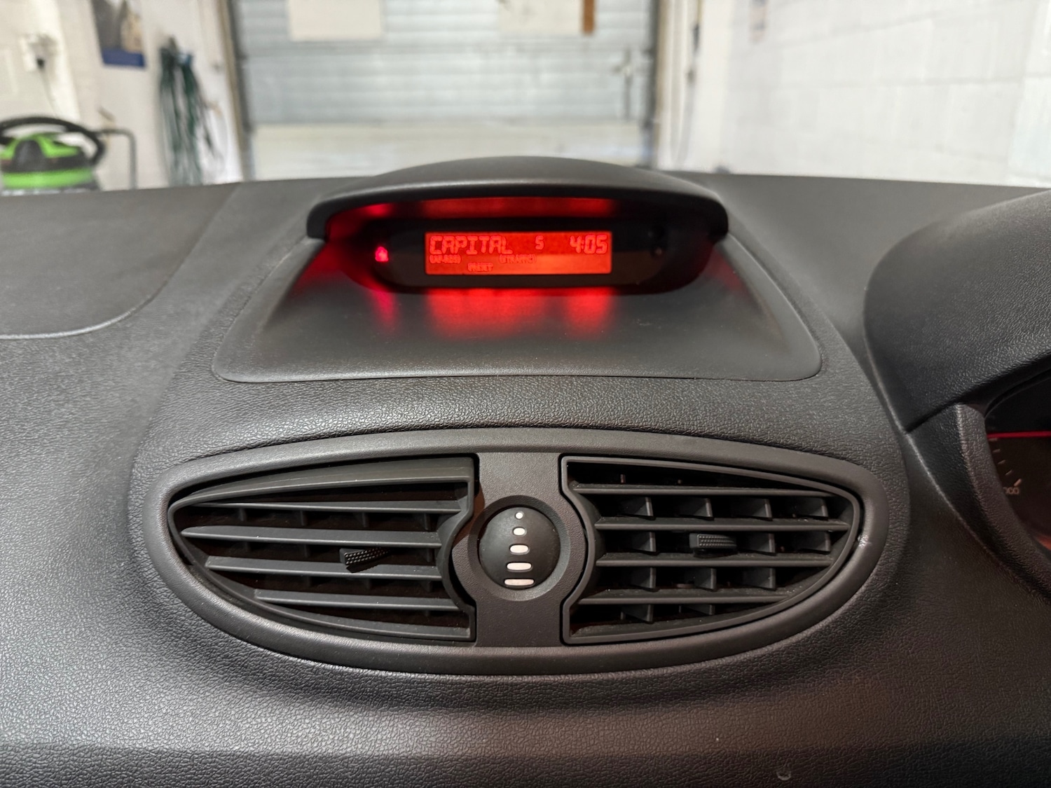 Used Renault Clio 2007 for sale - 76532156: Photo 14