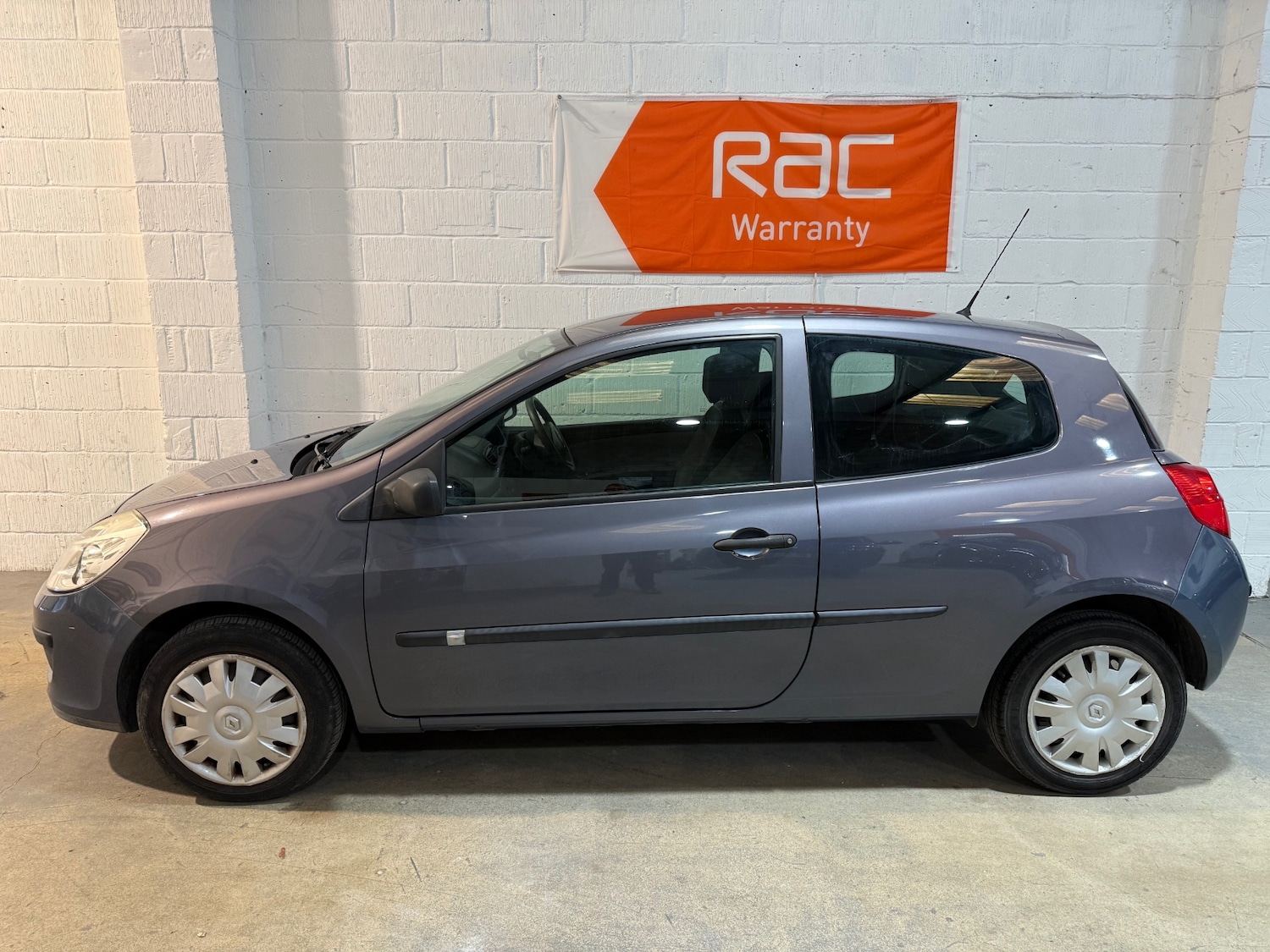 Used Renault Clio 2007 for sale - 76532156: Photo 2