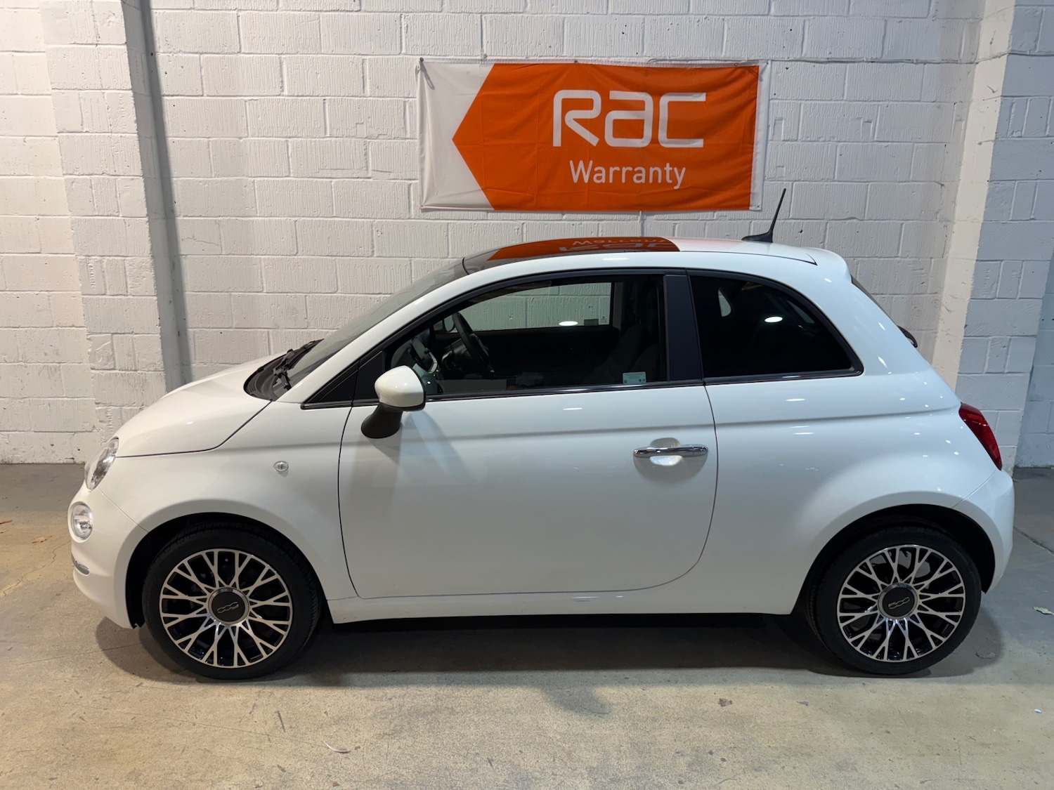 Used Fiat 500 2024 for sale - 76255090: Photo 2