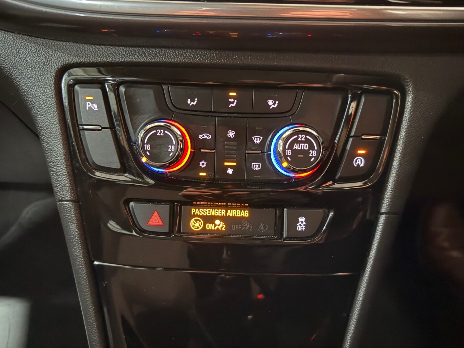 Used Vauxhall Mokka X 2018 for sale - 76599547: Photo 15