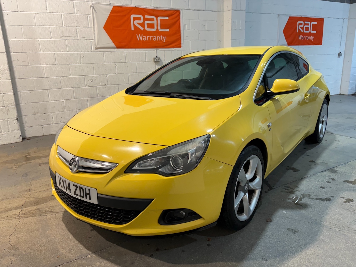Used Vauxhall Astra GTC 2014 for sale - 76650339: Photo 1
