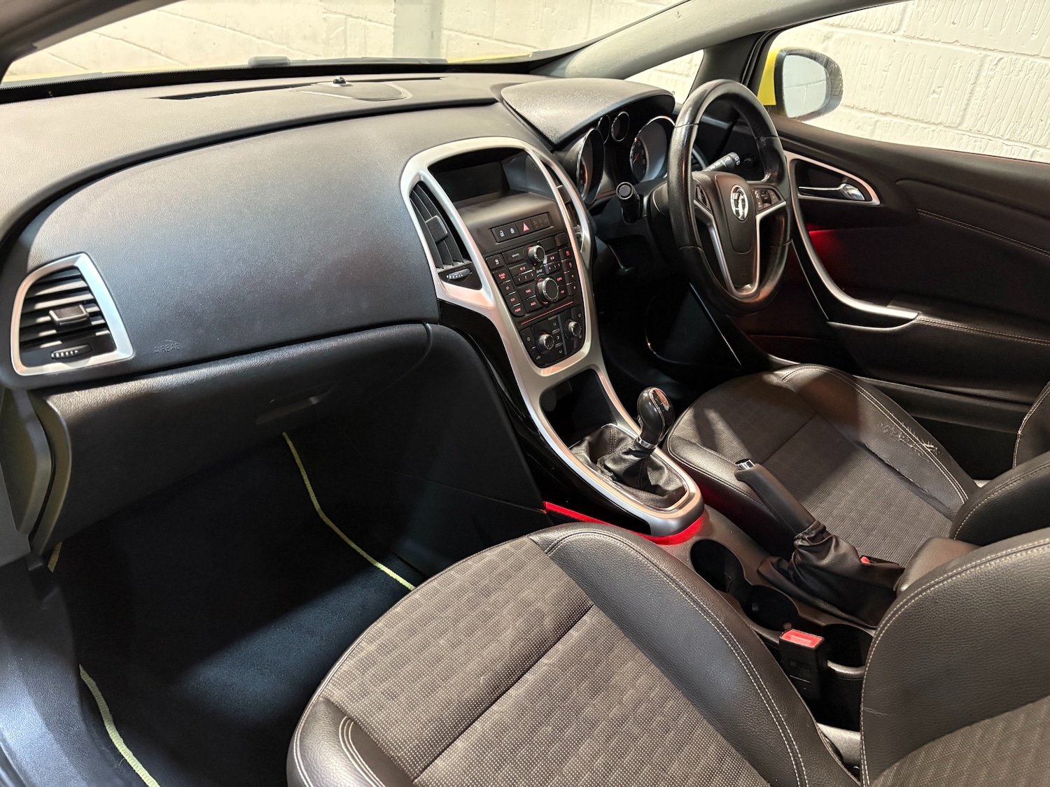 Used Vauxhall Astra GTC 2014 for sale - 76650339: Photo 10