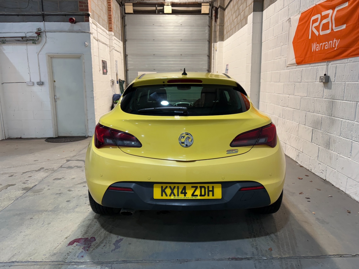 Used Vauxhall Astra GTC 2014 for sale - 76650339: Photo 4