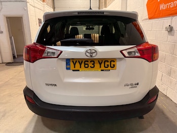 Used Toyota RAV4 2014 for sale - 78180001: Photo